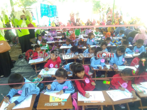 186 Siswa RA Ikut Lomba Mewarnai